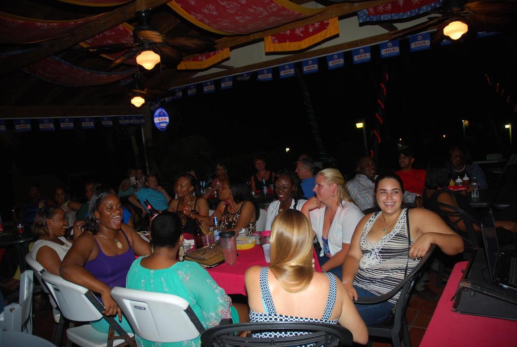 Sunrise Beach Club And Villas - Paradise Island Номер фото